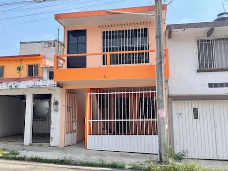 CASA en VENTA en BUGAMBILIAS, Xalapa